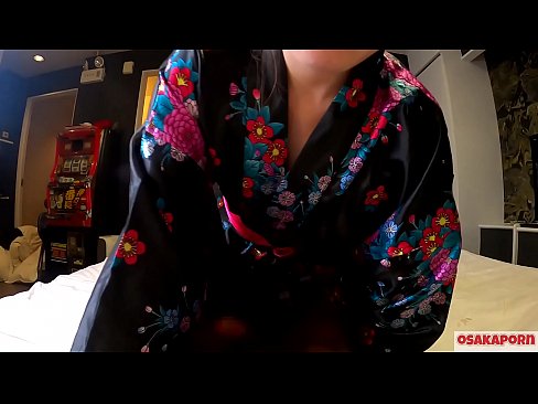 ❤️ Nuori cosplay-tyttö rakastaa seksiä orgasmeihin asti ruiskuttamalla hevostyttöä ja ottamalla suihin. Aasialaistyttö karvainen pillu ja kauniit tissit perinteisessä japanilaisessa puvussa amatöörivideossa, jossa näytetään masturbointia panoleluilla. Sakura 3 OSAKAPORN. ❤❌ Pornovideo at fi.xxxner.ru